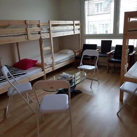 Budget Youth Hostel Oberengstringen Екстер'єр фото
