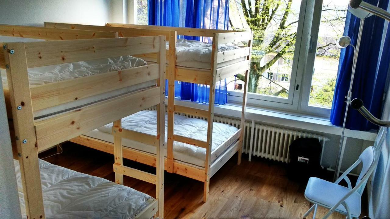 Budget Youth Hostel Oberengstringen Екстер'єр фото